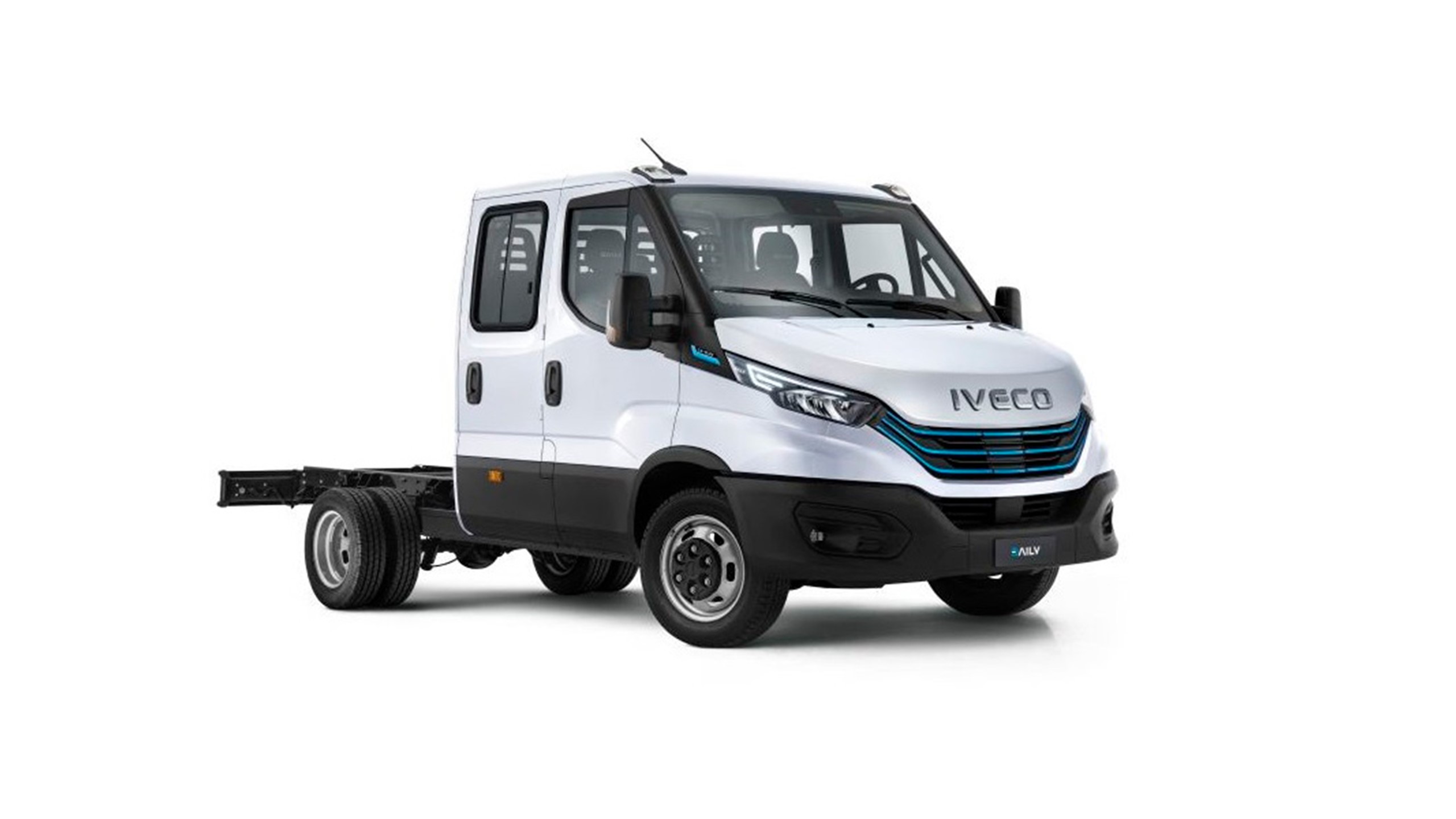 crew_cab_2716acee89-1140x600.jpg