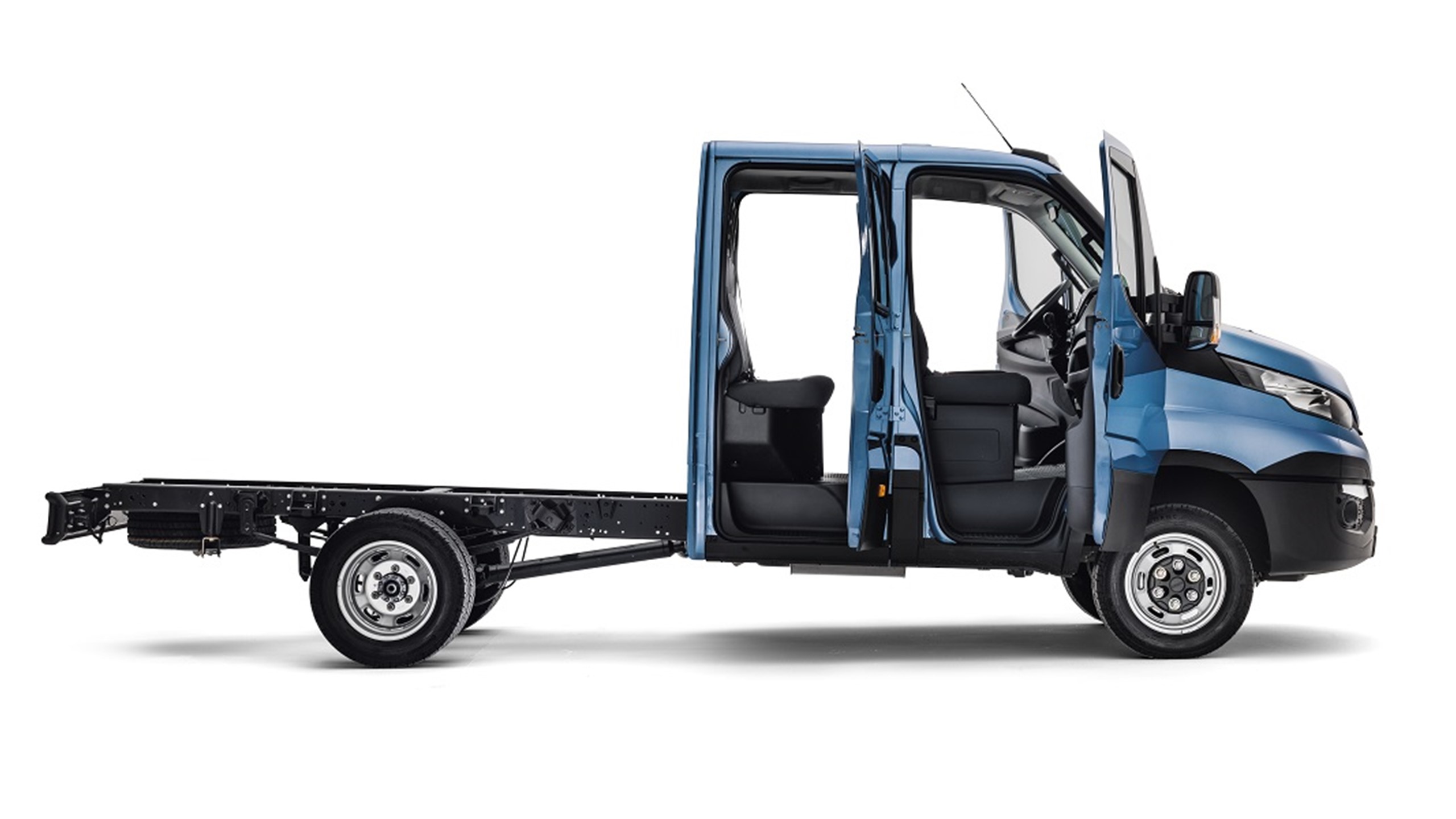 Iveco New Daily Crew 25949992184 O 1140X600