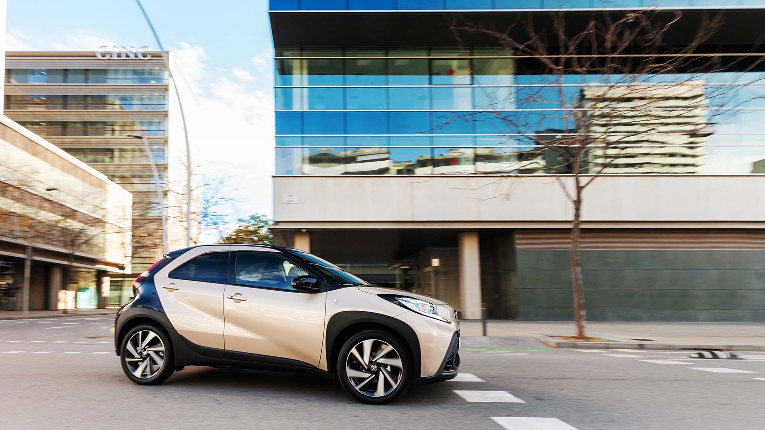 Toyota Aygo X Galleri Dynamisk 1 1900X1069